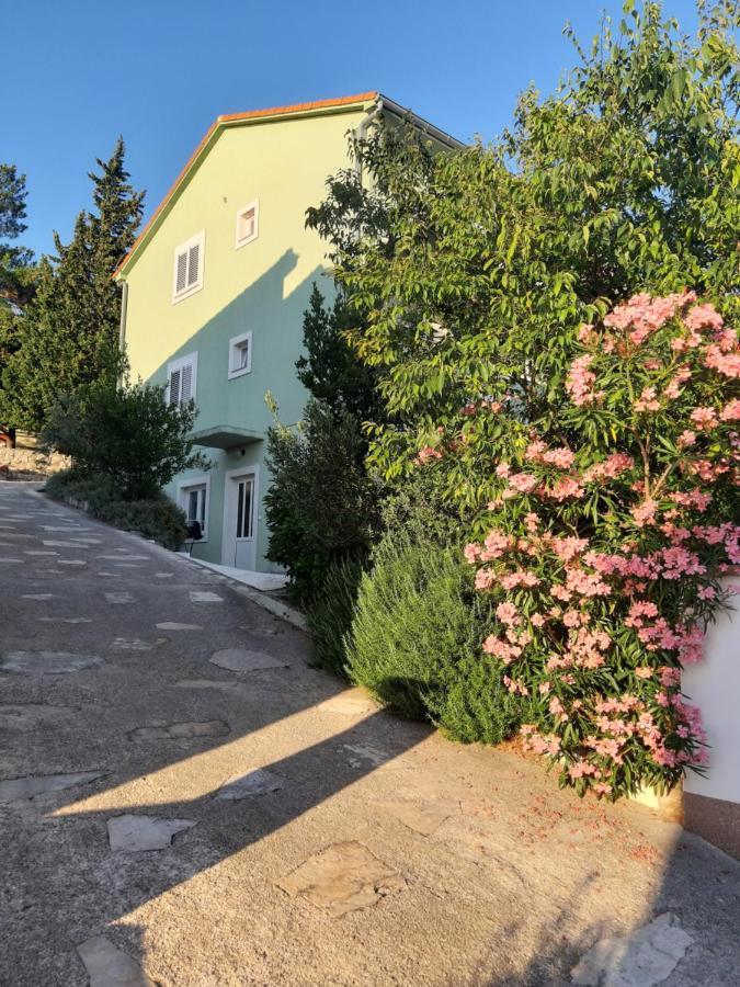 See Paradise Starigrad Exterior photo