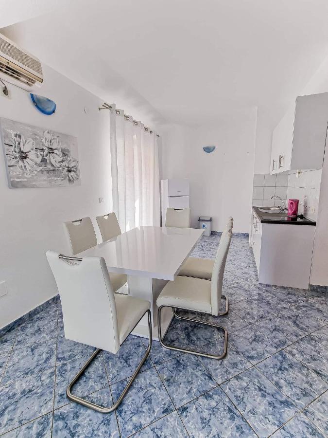 See Paradise Starigrad Exterior photo