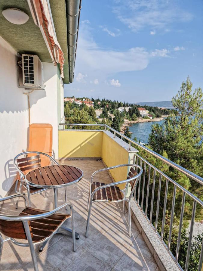 See Paradise Starigrad Exterior photo